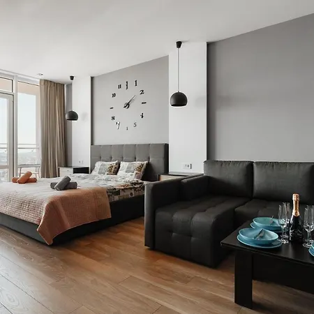 Apartment Grey In Arcadia With Terrace