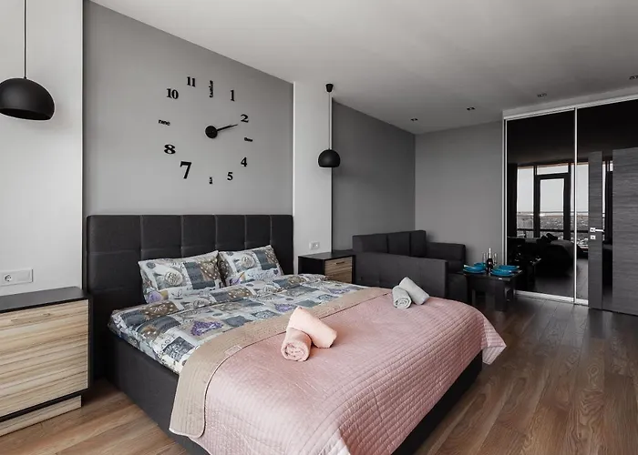 Grey In Arcadia With Terrace